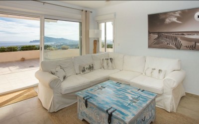 Penthouse for sale with spectacular views in Altea