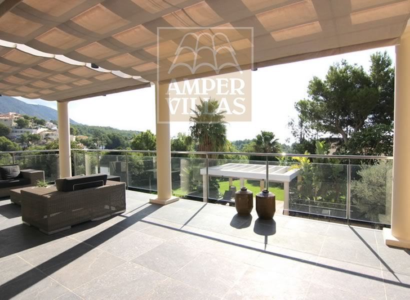 luxury villas and apartment in Altea