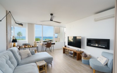 Front line apartment in Altea Cap Negret