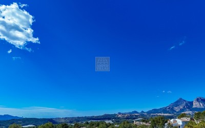 Parcela urbana en una Urbanización de Altea la Vella.