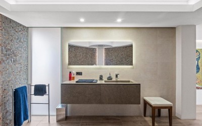 VILLA DE DISEÑO CON VISTAS ESPECTACULARES AL MAR