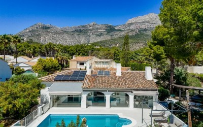 A beautiful and cosy one-level villa.