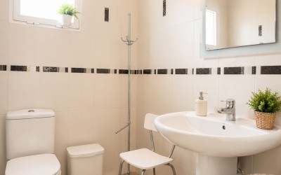 A lovely villa with beautiful terraces and a swimming pool in La Nucia.
