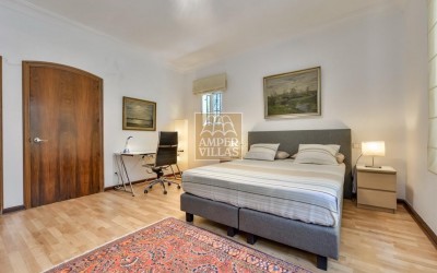Exclusive villa in Altea offering complete privacy in a natural setting.