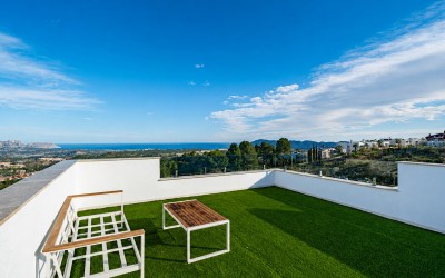 Moderna villa de 3 dormitorios con piscina privada en Polop