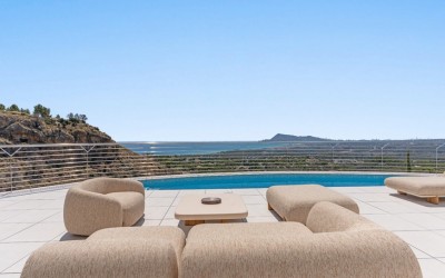 Nueva villa mediterránea con vistas panorámicas al mar