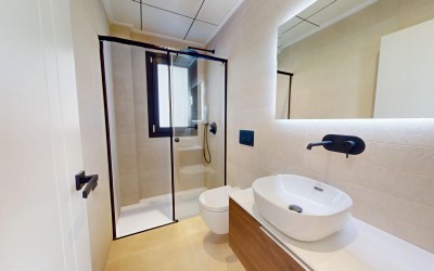 Villa independiente de lujo con piscina privada y vistas panorámicas al mar en Finestrat