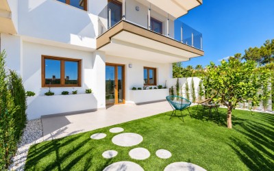 Modern 4-Bedroom Townhouse with Panoramic Sea &
Benidorm Views in La Nucía 