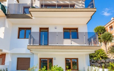 Modern 4-Bedroom Townhouse with Panoramic Sea &
Benidorm Views in La Nucía 