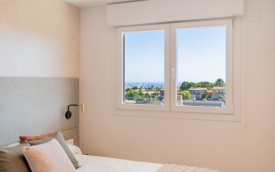 Modern 4-Bedroom Townhouse with Panoramic Sea &
Benidorm Views in La Nucía 