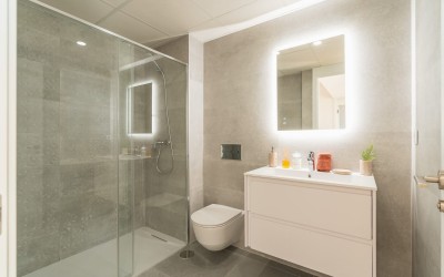 Modern 4-Bedroom Townhouse with Panoramic Sea &
Benidorm Views in La Nucía 