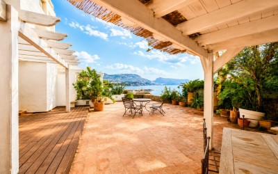 Luxury triplex facing the sea in La Olla, Altea